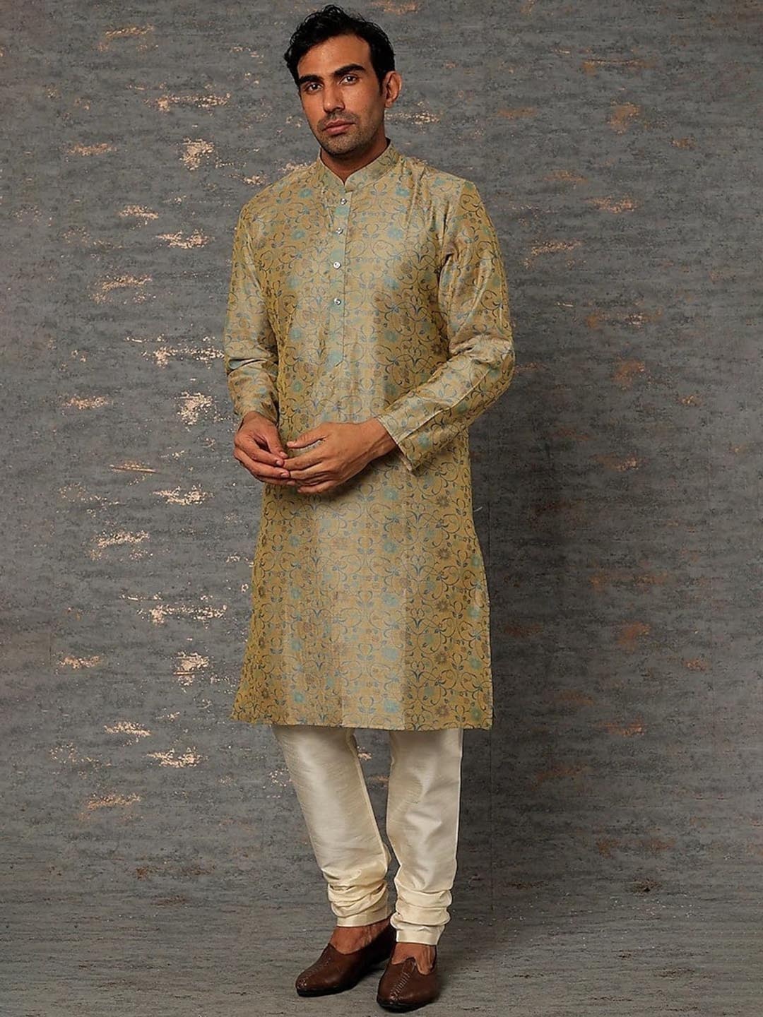 

RNG Safawala Floral Printed Cotton Silk Straight Kurta With Churidar, Brown