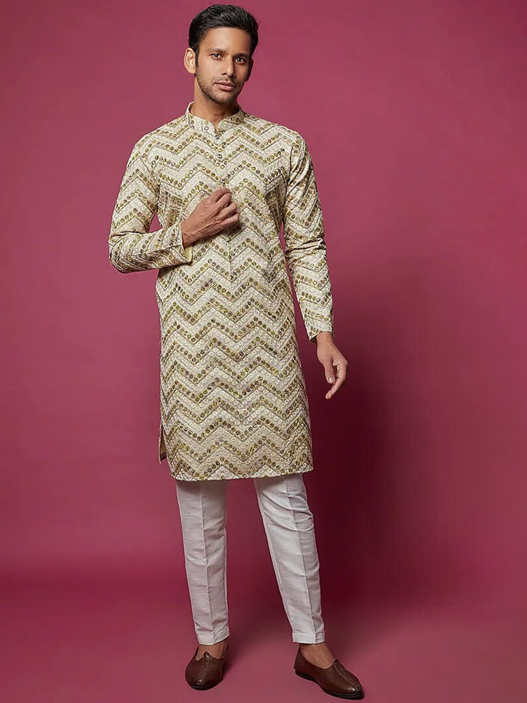 

RNG Safawala Chevron Embroidered Regular Dupion Silk Kurta with Trouser, Beige