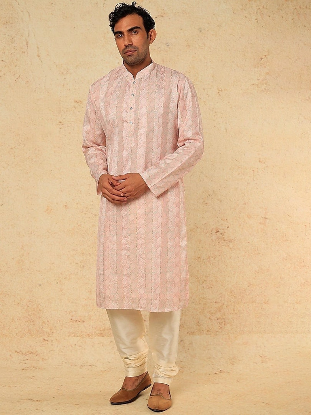 

RNG Safawala Ethnic Motifs Printed Regular Kurta with Pyjamas, Pink