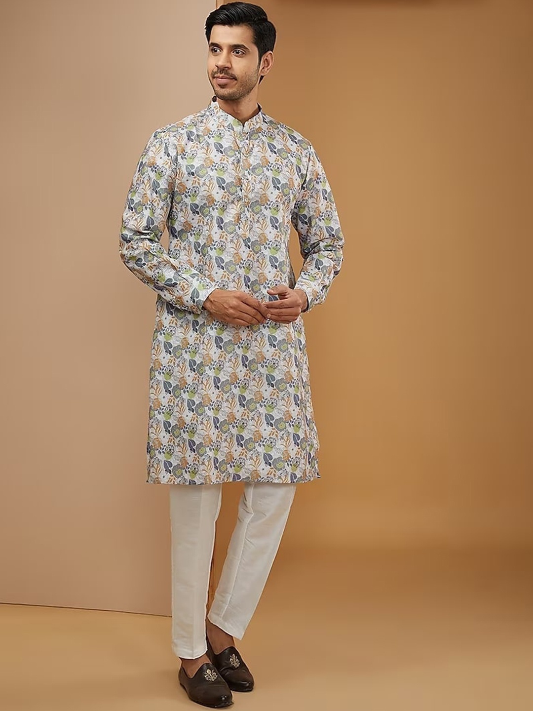 

RNG Safawala Floral Printed Mandarin Collar Dupion Silk Sraight Kurta with Trousers, White