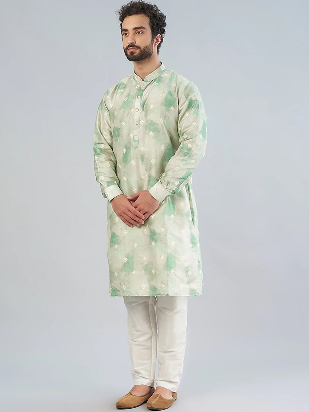 

RNG Safawala Abstract Printed Mandarin Collar Straight Kurta with Pyjamas, Sea green