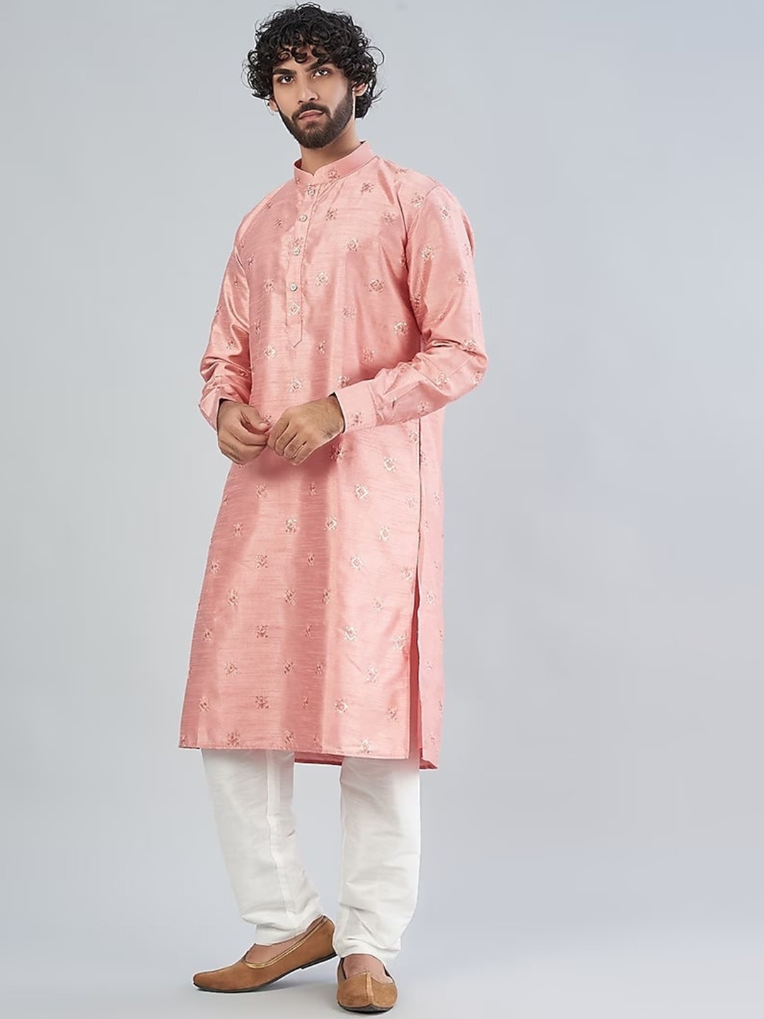 

RNG Safawala Ethnic Motifs Embroidered Regular Kurta with Pyjamas, Pink