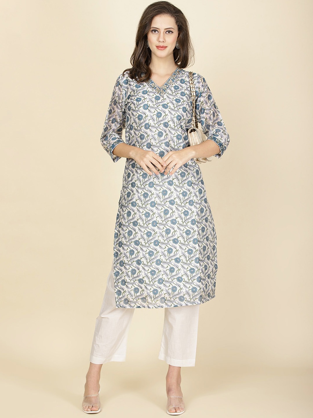 

Meena Bazaar Floral Printed Regular Thread Work Straight Kurta With Trousers, Blue
