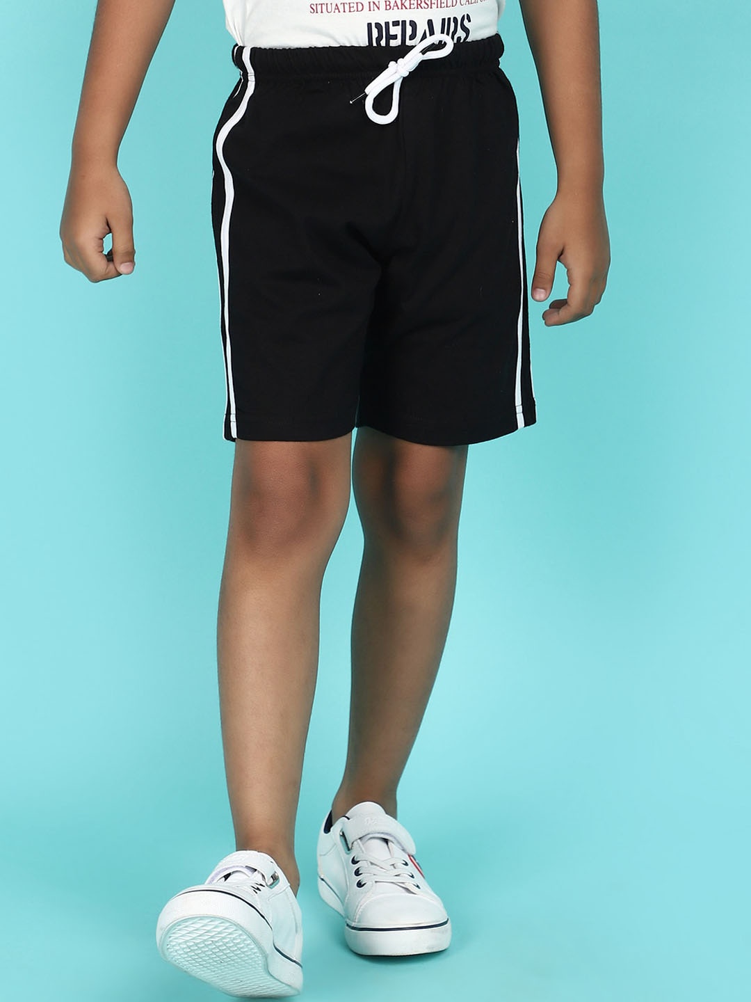 

V-Mart Boys Mid-Rise Cotton Shorts, Black