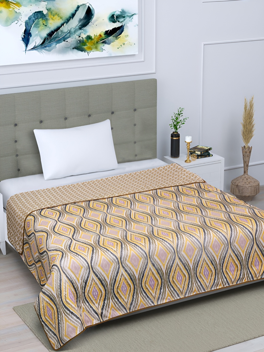 

Aura Yellow & White Ethnic Motifs AC Room 300 GSM Single Bed Dohar
