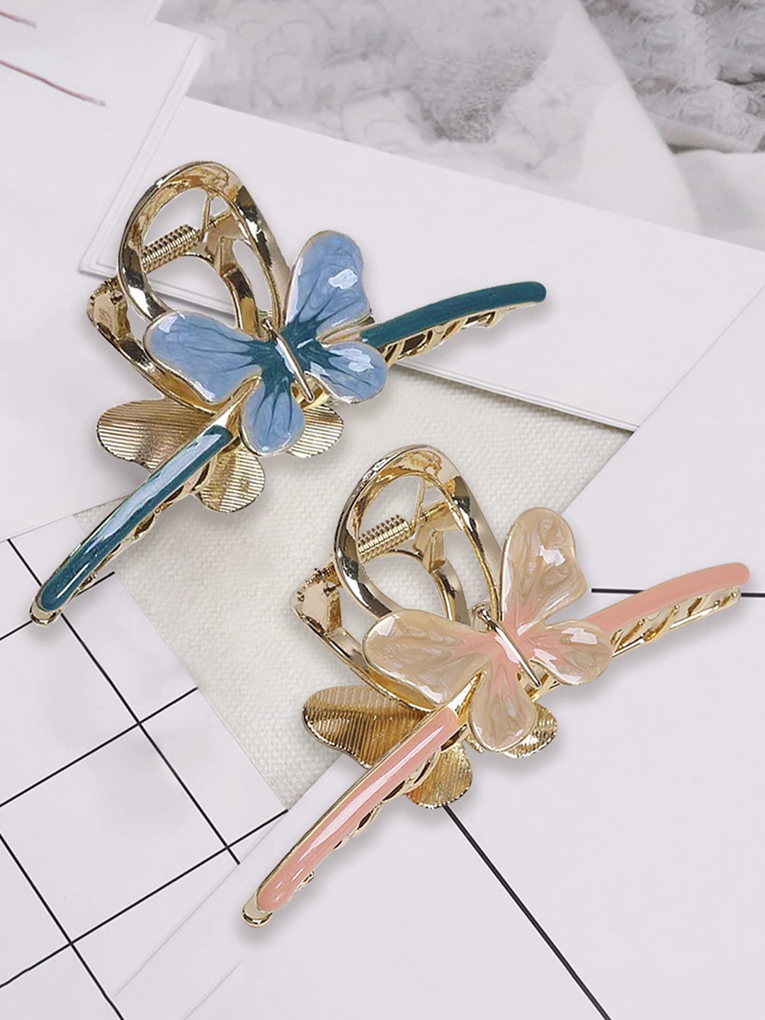 

Xivir Butterfly Claw Clip, Gold