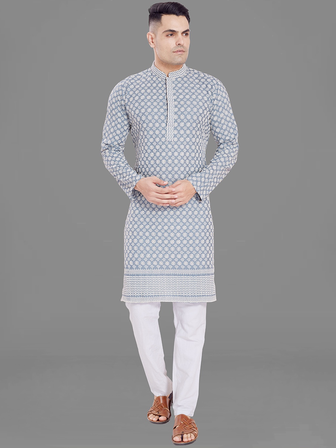 

Rani Saahiba Mandarin Collar Thread Work Kurta, Grey