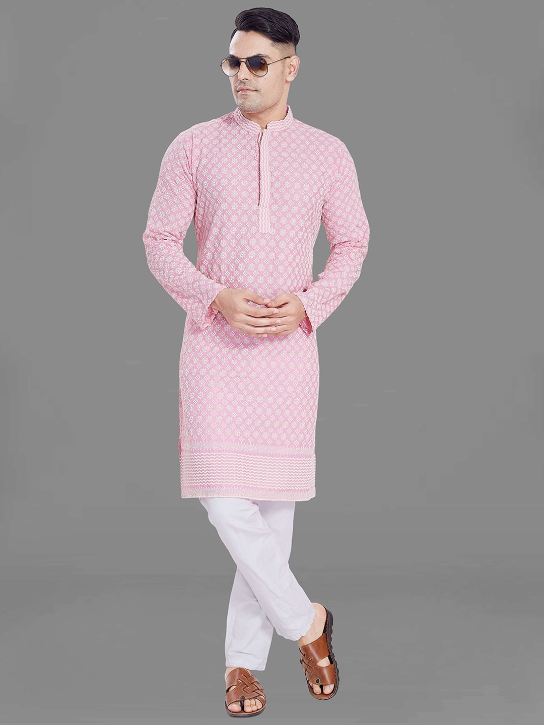 

Rani Saahiba Ethnic Motifs Thread Work Strigth Kurta, Pink