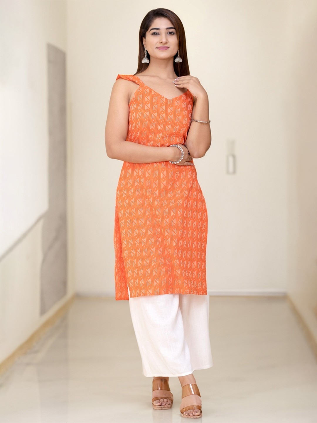 

AARYAHI Abstract Printed V-Neck Cap Sleeves Pure Cotton Straight Kurta, Orange