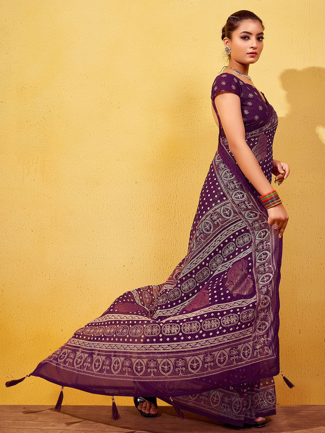 

Satrani Bandhani Pure Georgette Bandhani Saree, Purple