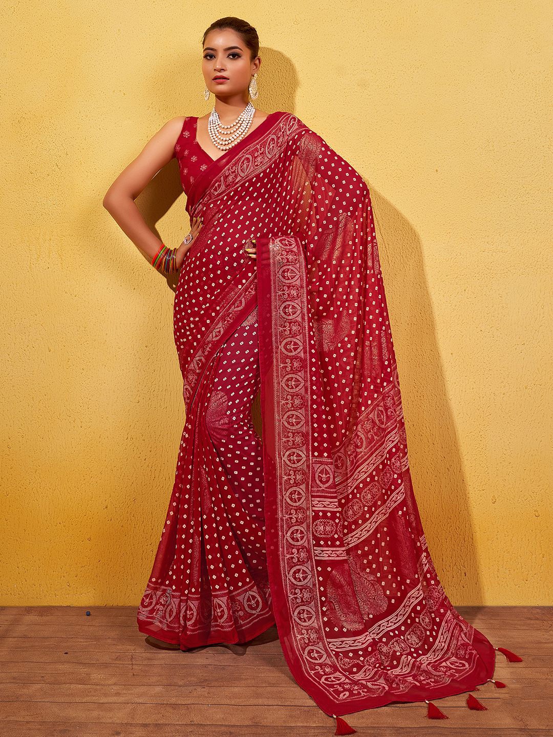 

Satrani Bandhani Pure Georgette Bandhani Saree, Red