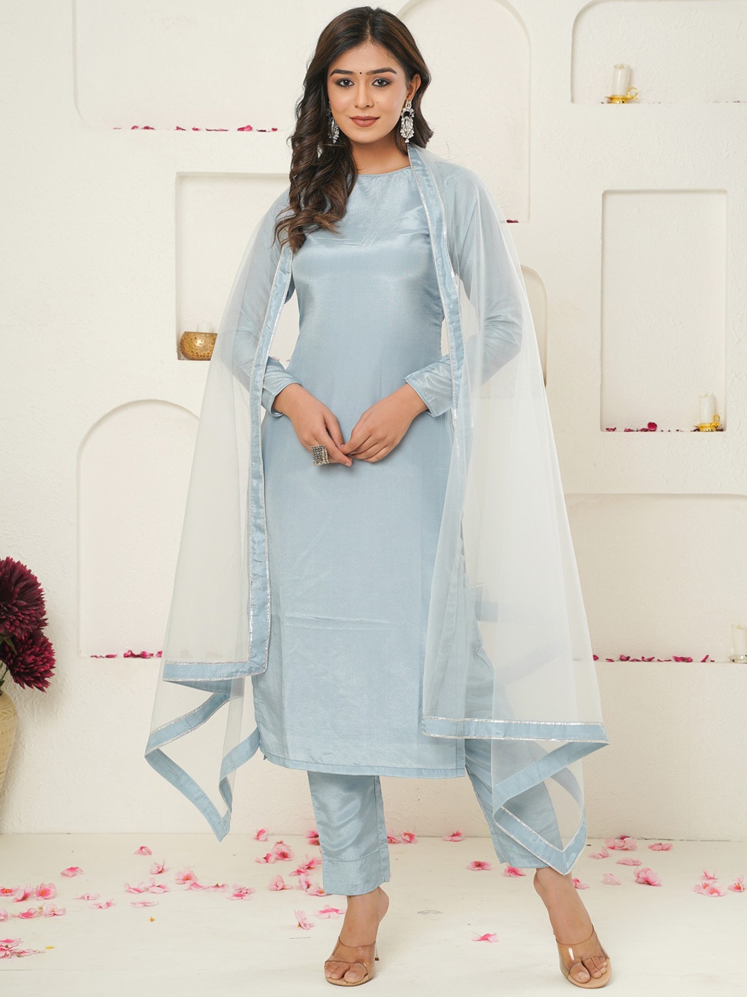 

KHIZAN Boat Neck Long Sleeves Gotta Patti Straight Kurta with Trouser & Dupatta, Blue