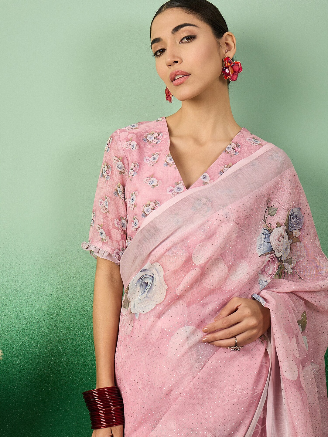 

Sangria Women Floral Printed Embellishment Saree with Blouse Piece, Pink