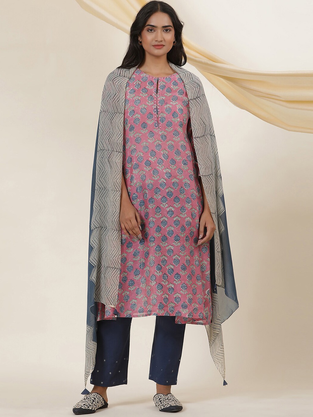 

W Ethnic Motifs Printed Cotton Kurta, Pink