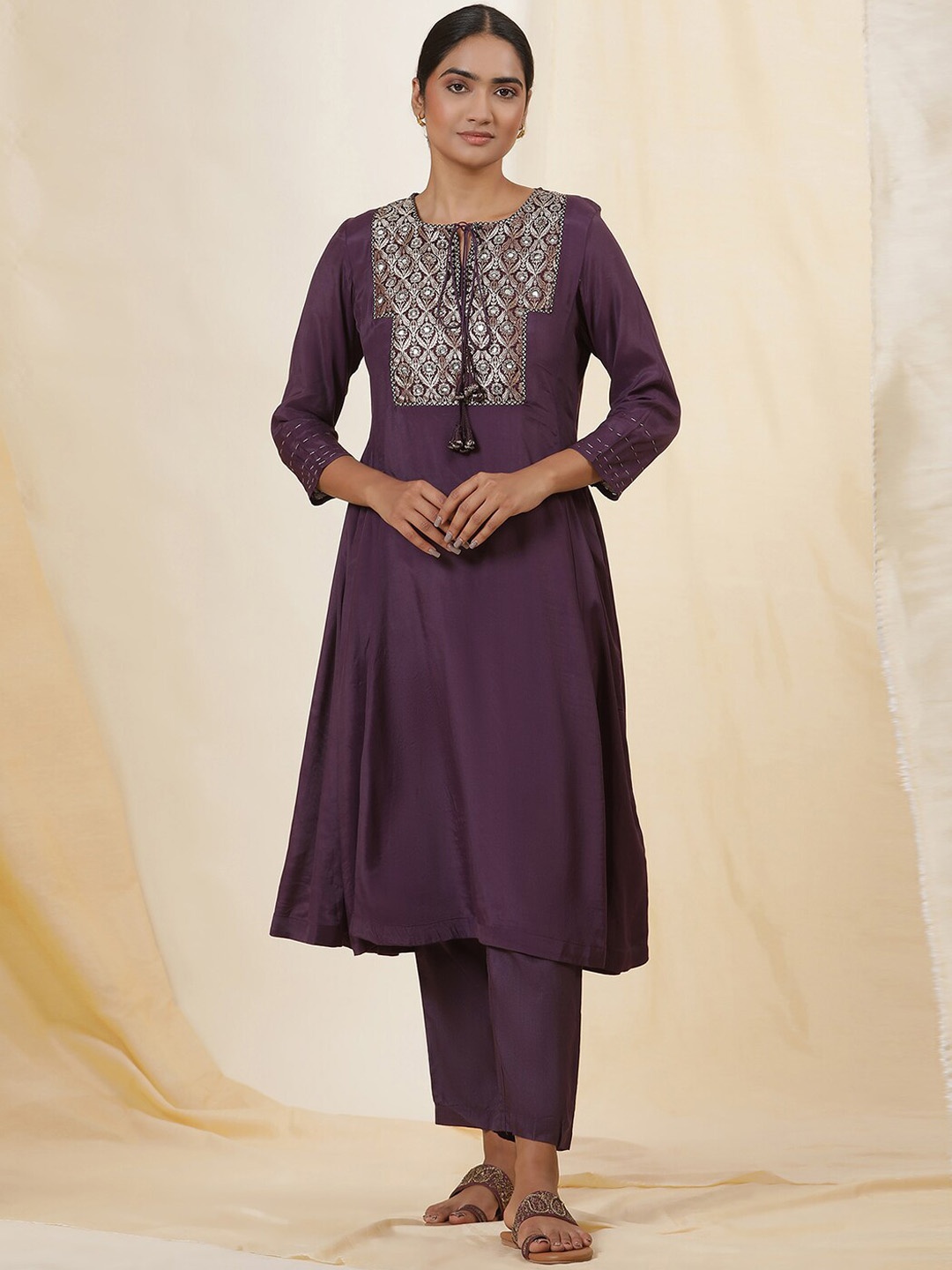

W Ethnic Motifs Yoke Design Thread Work A-Line Kurta, Purple