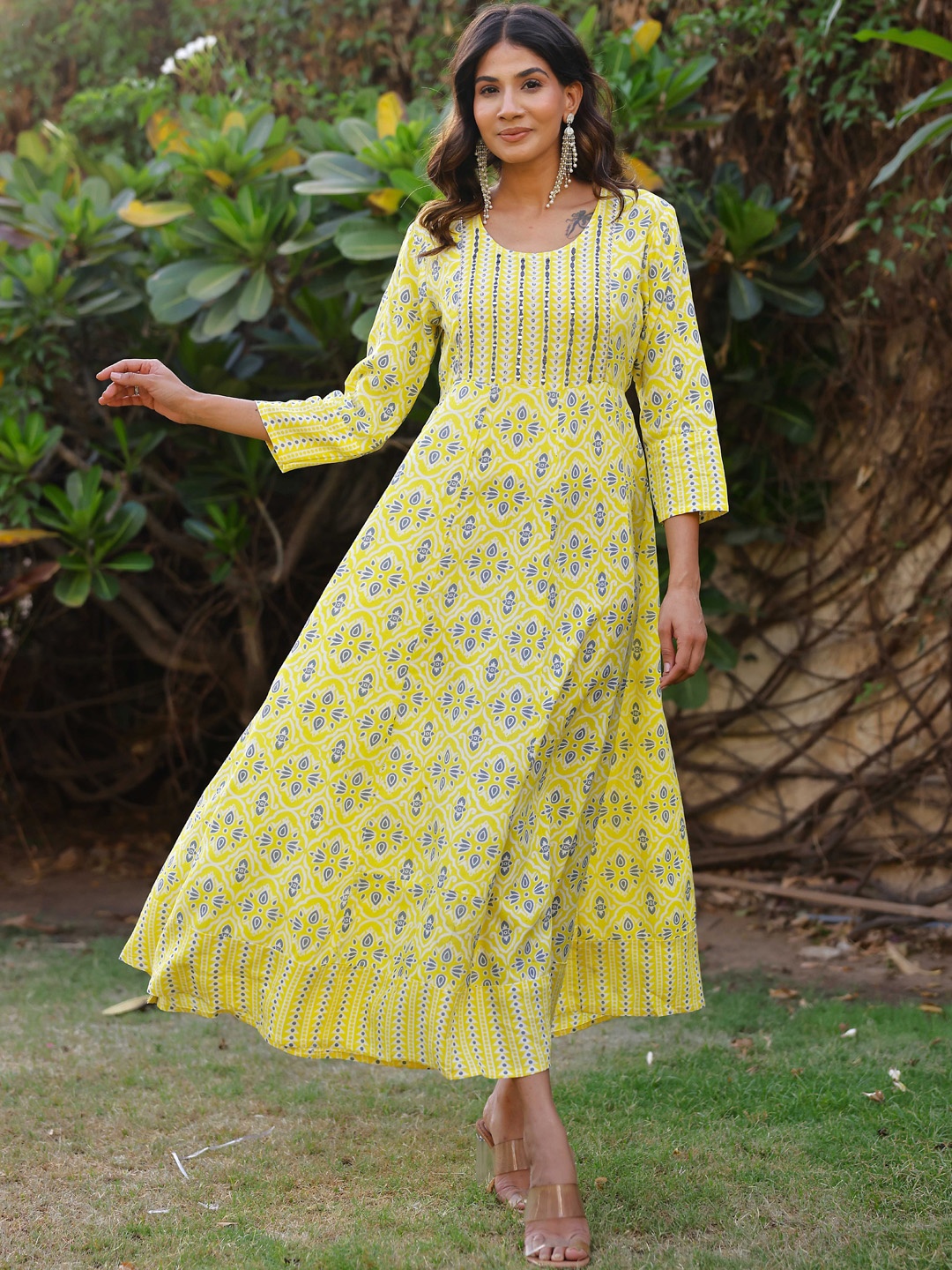 

mokshi Ethnic Motif Printed Gotta Patti Fit & Flare Ethnic Dress, Yellow