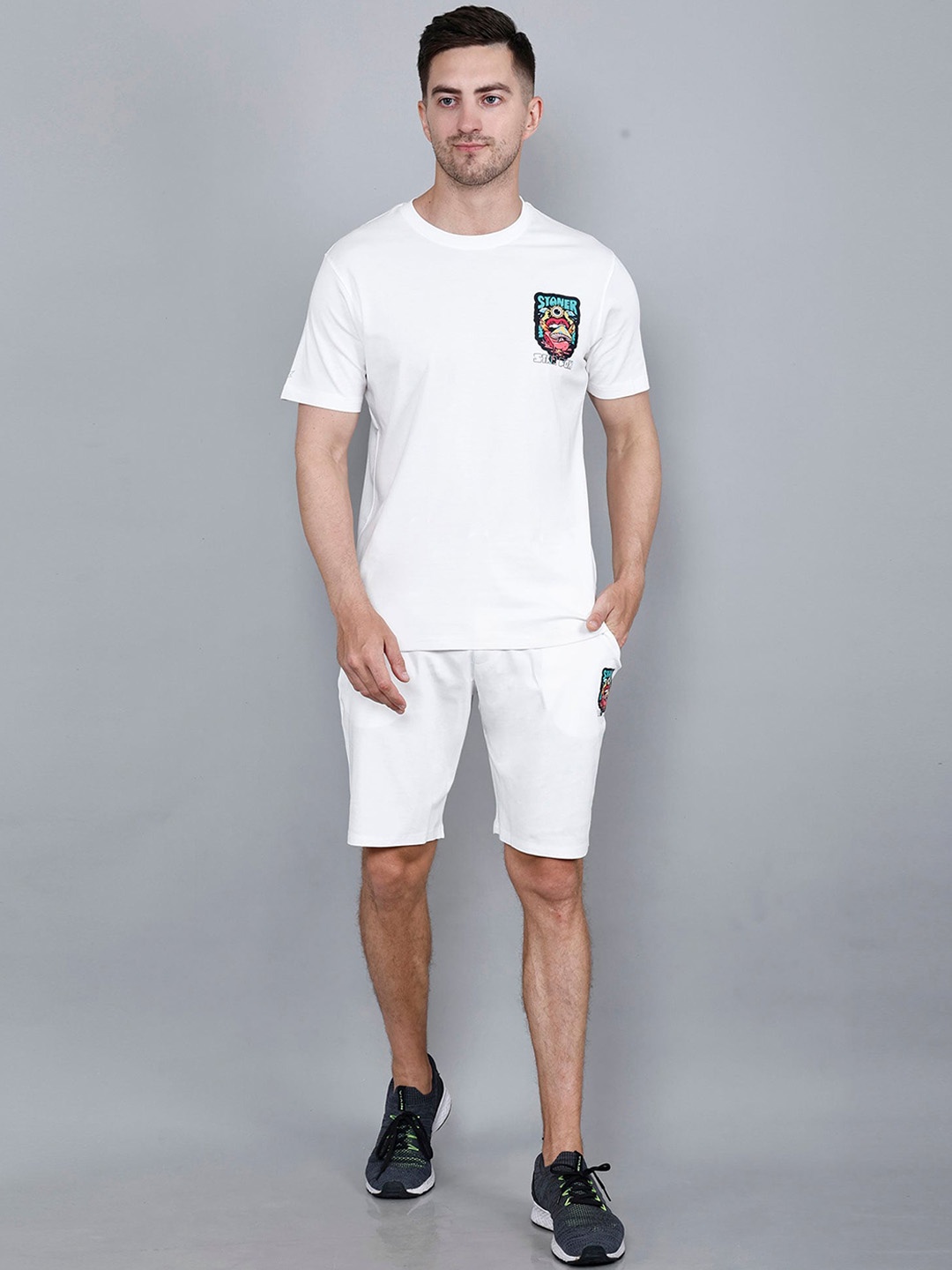 

STARFOX Men Round Neck Sports T-Shirt with Shorts, White