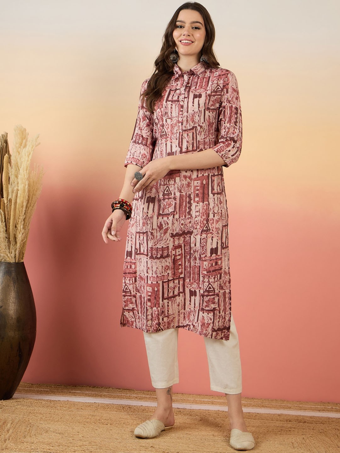 

Anouk Abstract Printed Sequinned Chanderi Silk Straight Kurta, Maroon