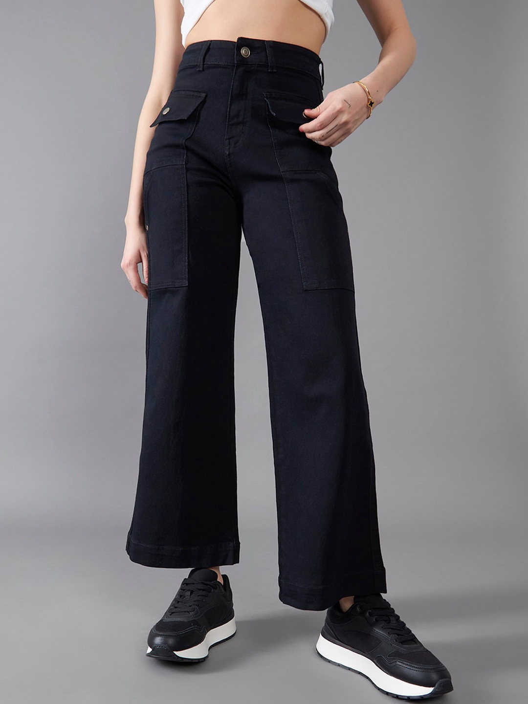 

DOLCE CRUDO Women Black Wide Leg High-Rise Clean Look Stretchable Jeans