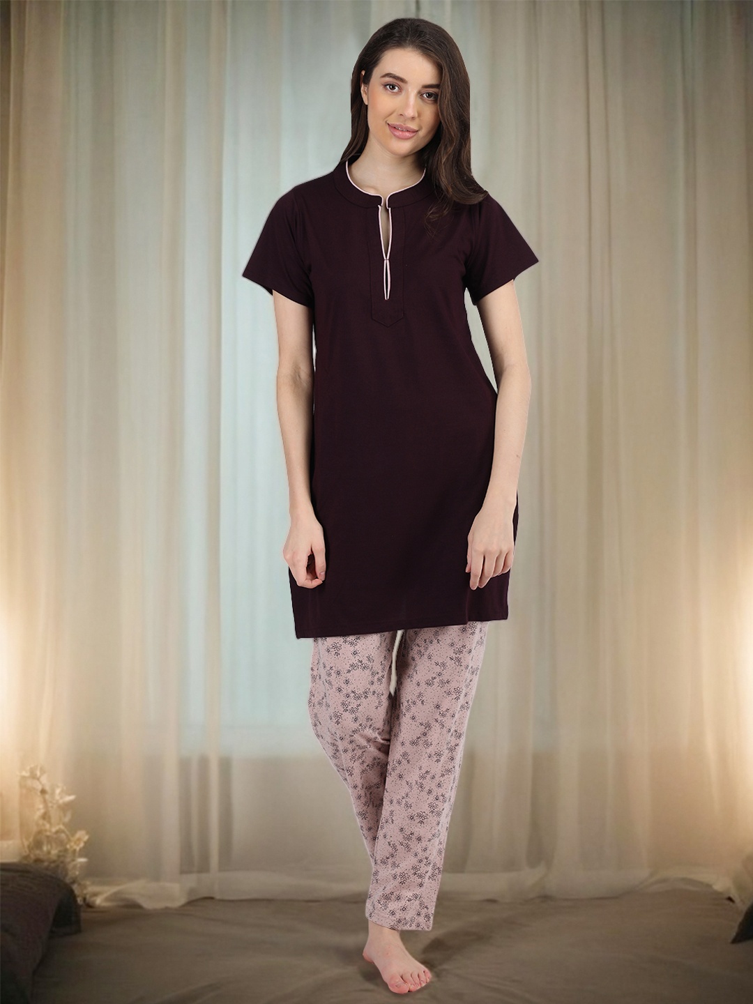 

Duchess Mandarin Collar Kurti With Pyjamas, Maroon