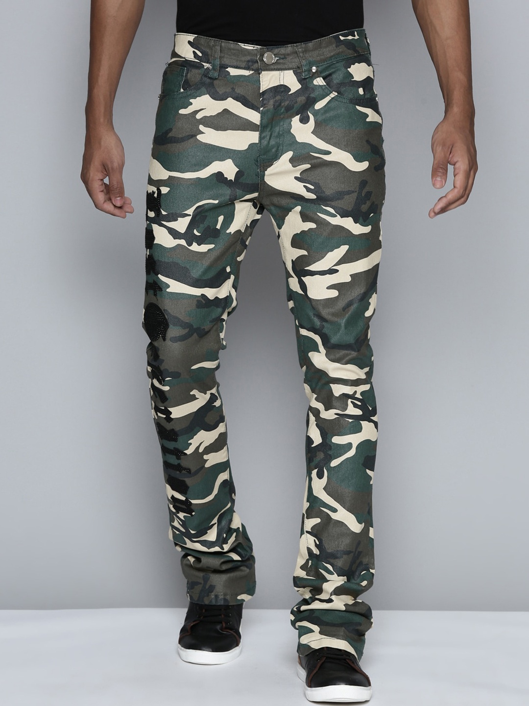 

WAIMEA Men Classic Mid-Rise Bootcut Clean Look Camouflage Printed Stretchable Jeans, Olive