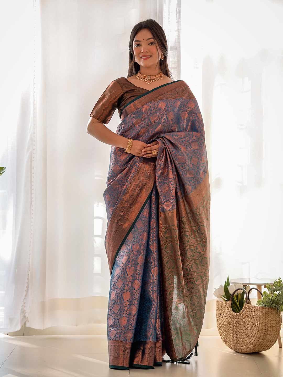 

Mitera Woven Design Zari Silk Blend Kanjeevaram Saree, Blue
