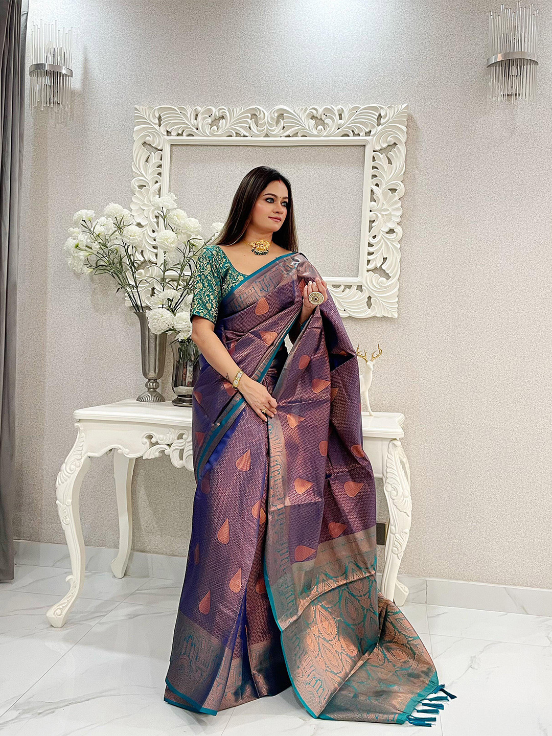 

Mitera Woven Design Zari Kanjeevaram Saree With Blouse Piece, Blue