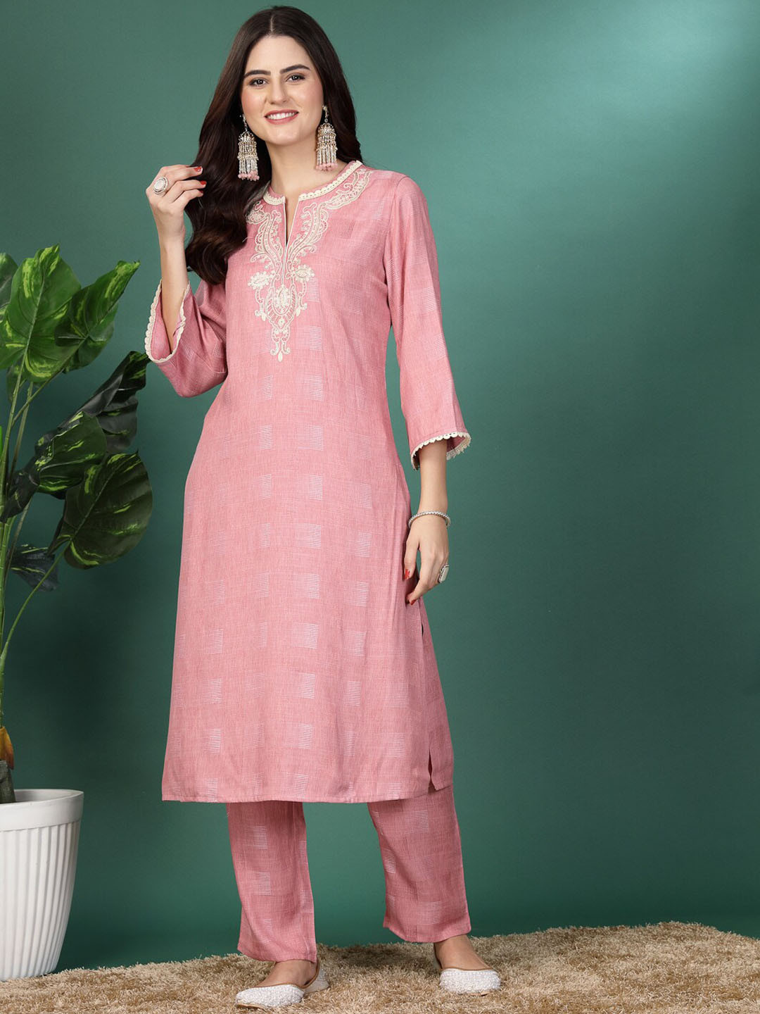 

Nayam By Lakshita Printed Round Neck Regular Thread Work Kurta with Palazzos, Pink
