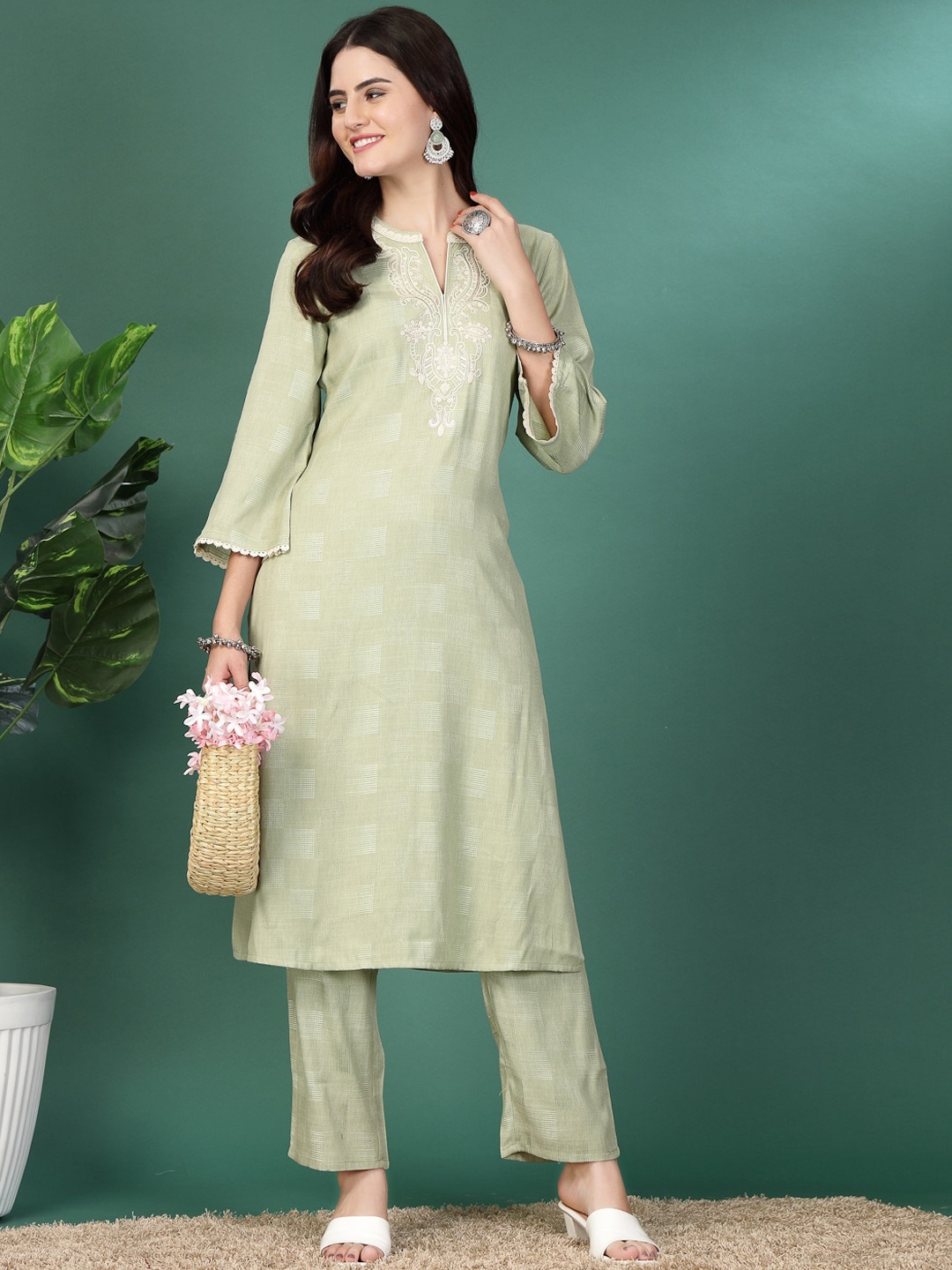 

Nayam By Lakshita Embroidered Regular Thread Work Kurta with Palazzos, Green