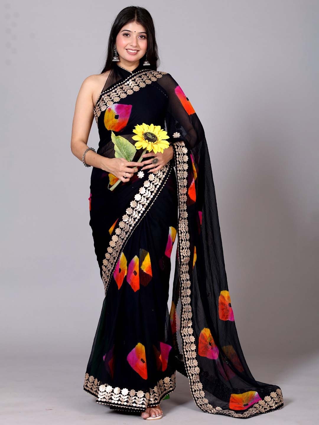 

VL SAREES Bandhani Gotta Patti Pure Chiffon Bandhani Saree, Black