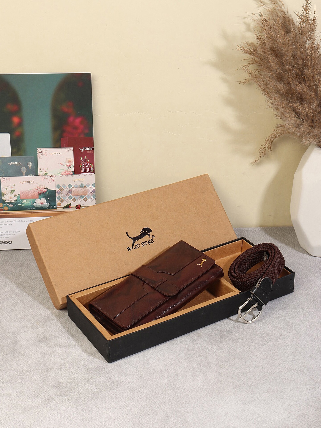 

WILD EDGE Women Accessory Gift Set, Brown
