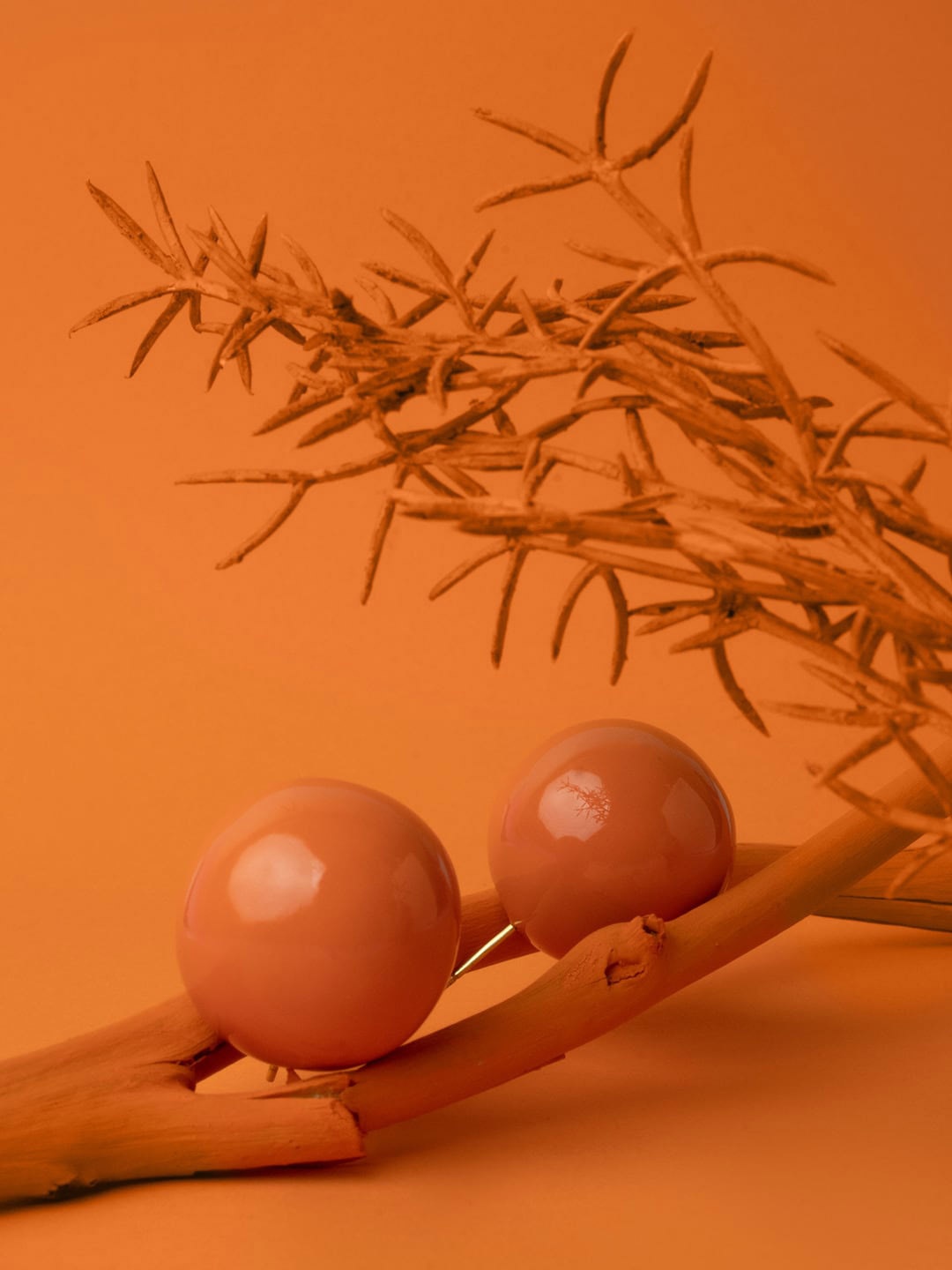 

EQUIIVALENCE Gold-Plated Spherical Studs Earrings, Orange