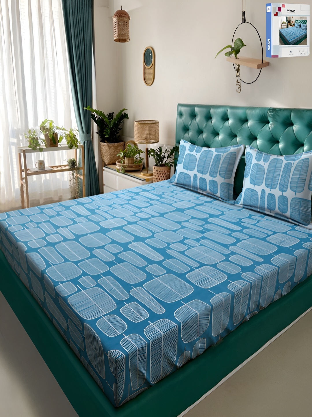 

KLOTTHE Turquoise Blue Geometric Printed 300TC King Double Bedsheet With 2 Pillow Covers