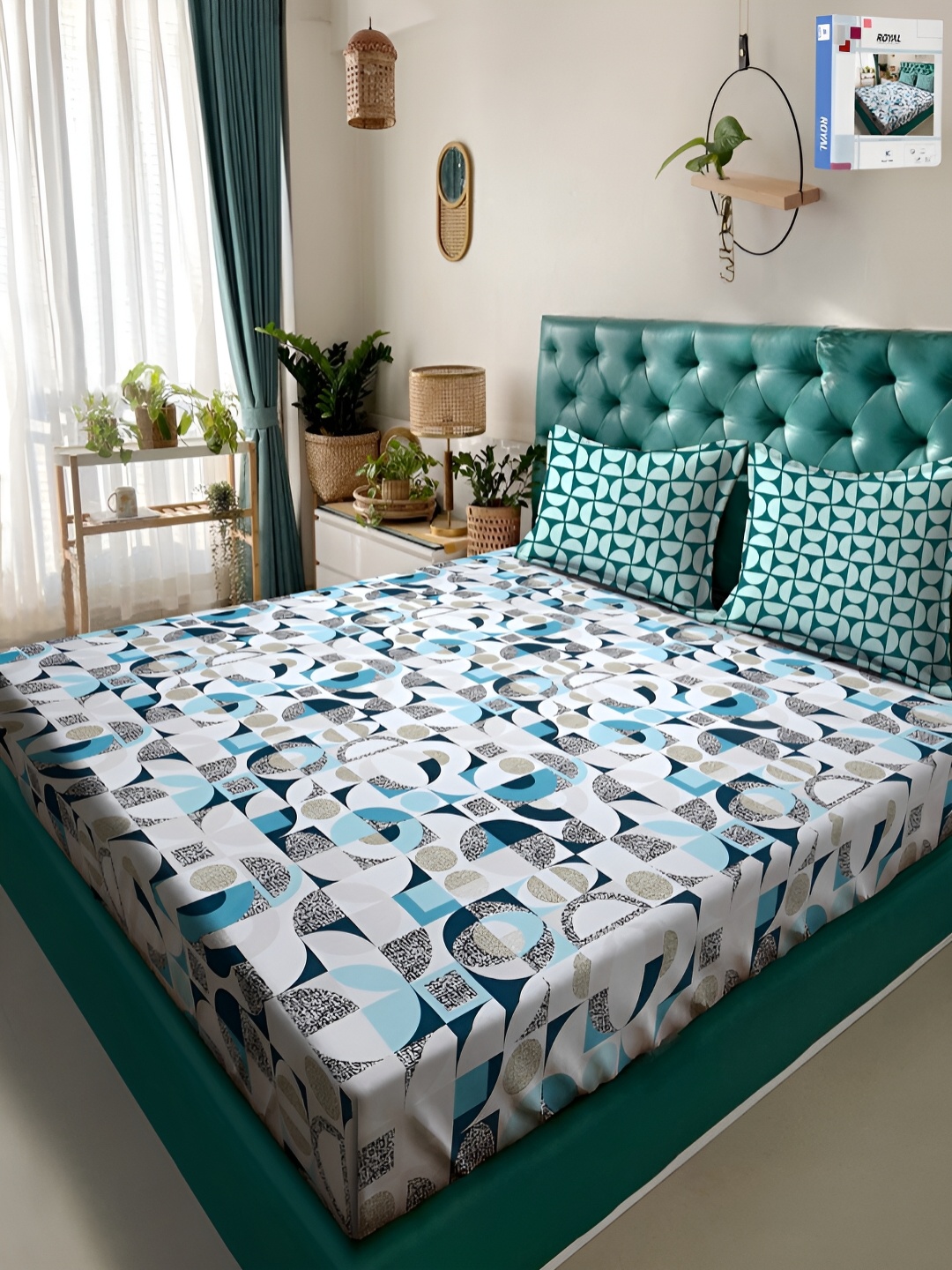 

KLOTTHE White & Blue Printed 300TC Fitted Double King Bedsheet With 2 Pillow Covers