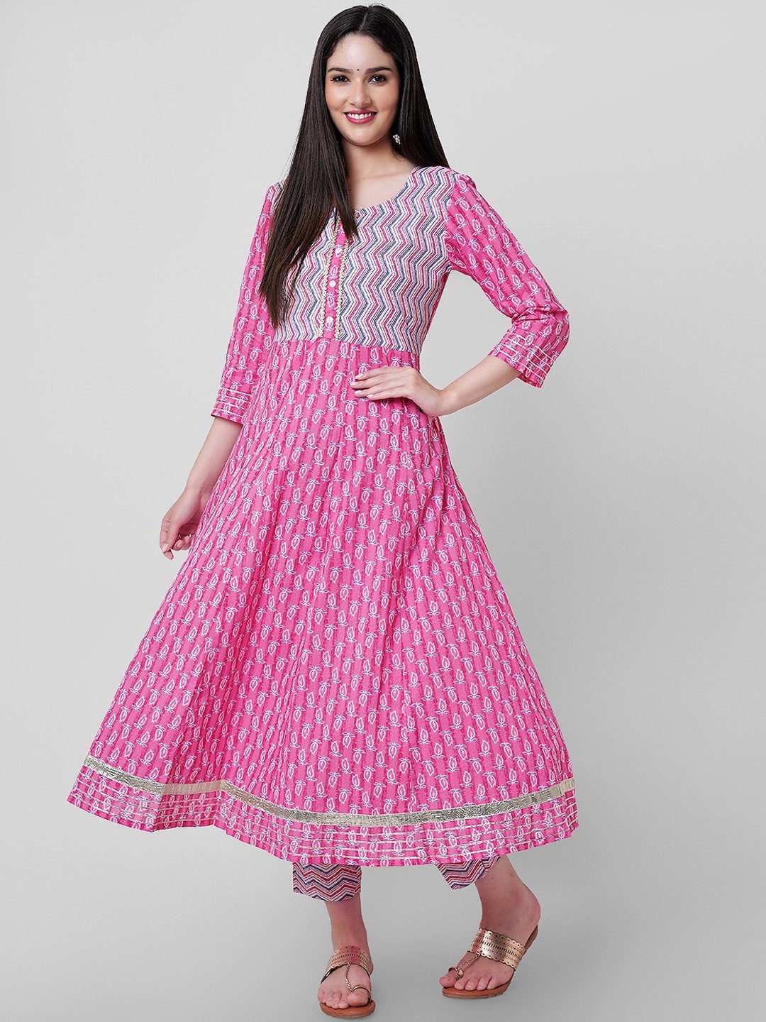 

JANAKDULARI CREATION Floral Printed Regular Pure Cotton Kurta with Palazzos & Dupatta, Pink