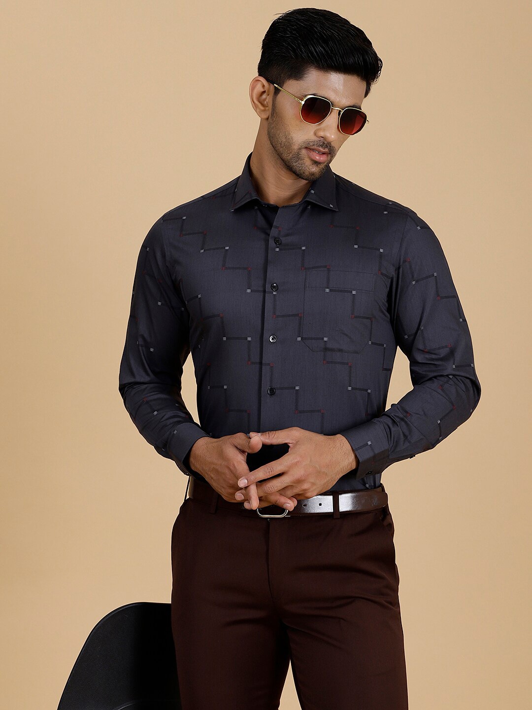 

METAL Slim Fit Geometric Self Design Cotton Formal Shirt, Grey