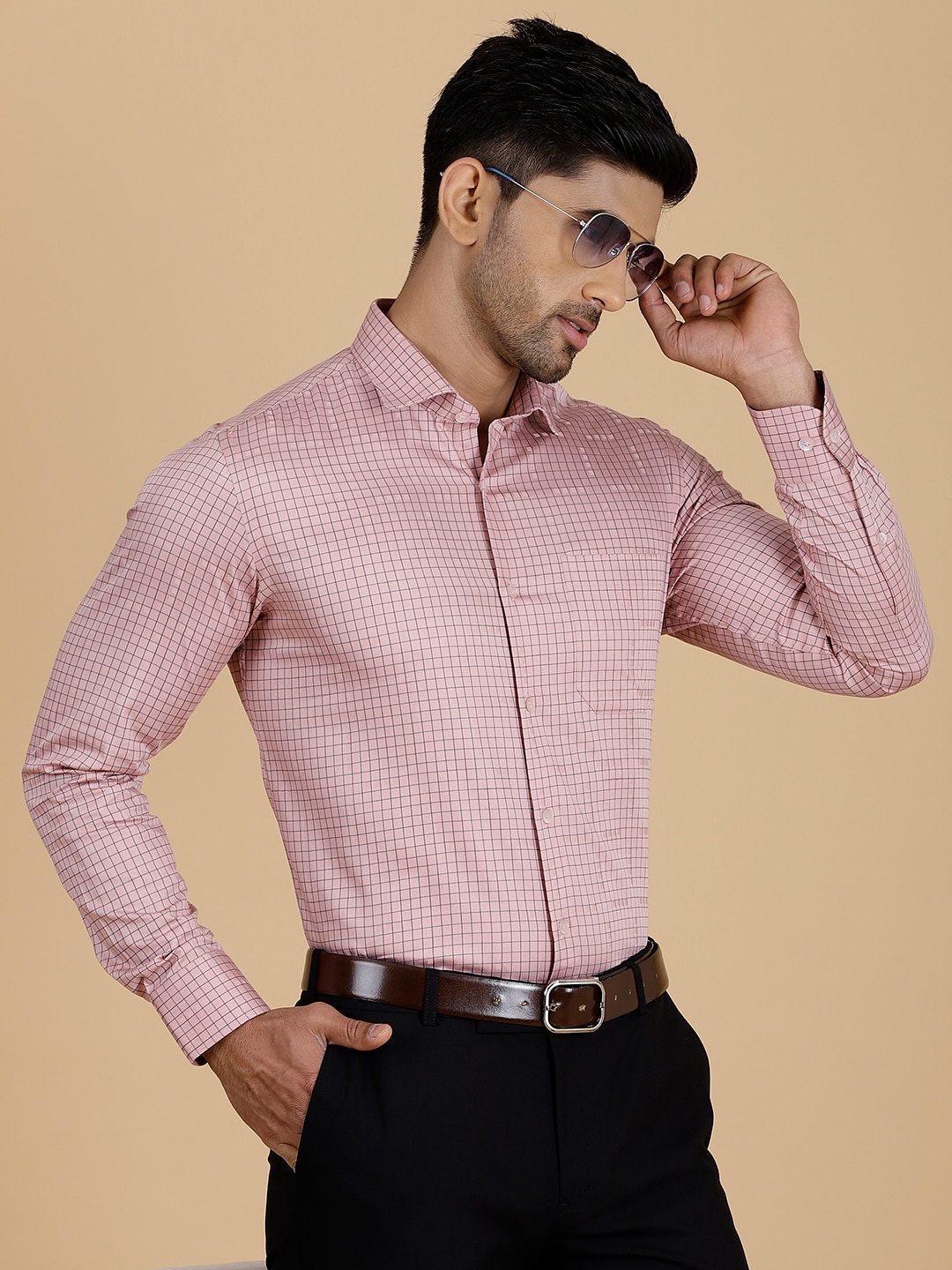 

METAL Slim Fit Checked Spread Collar Long Sleeves Cotton Formal Shirt, Pink