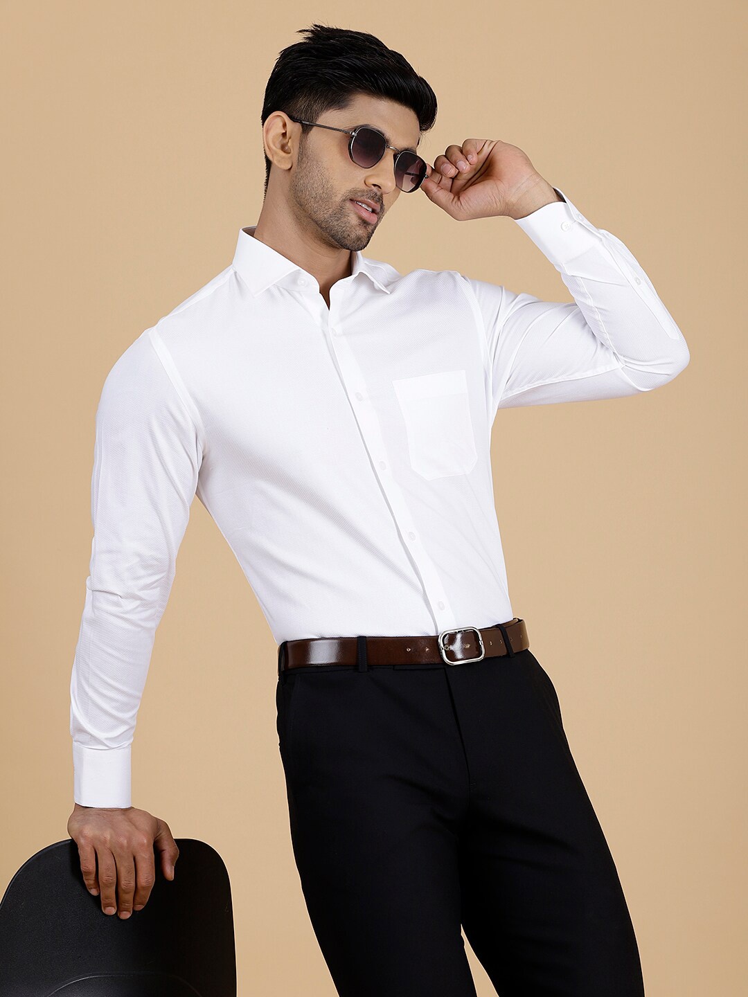 

METAL Slim Fit Spread Collar Long Sleeves Cotton Formal Shirt, White