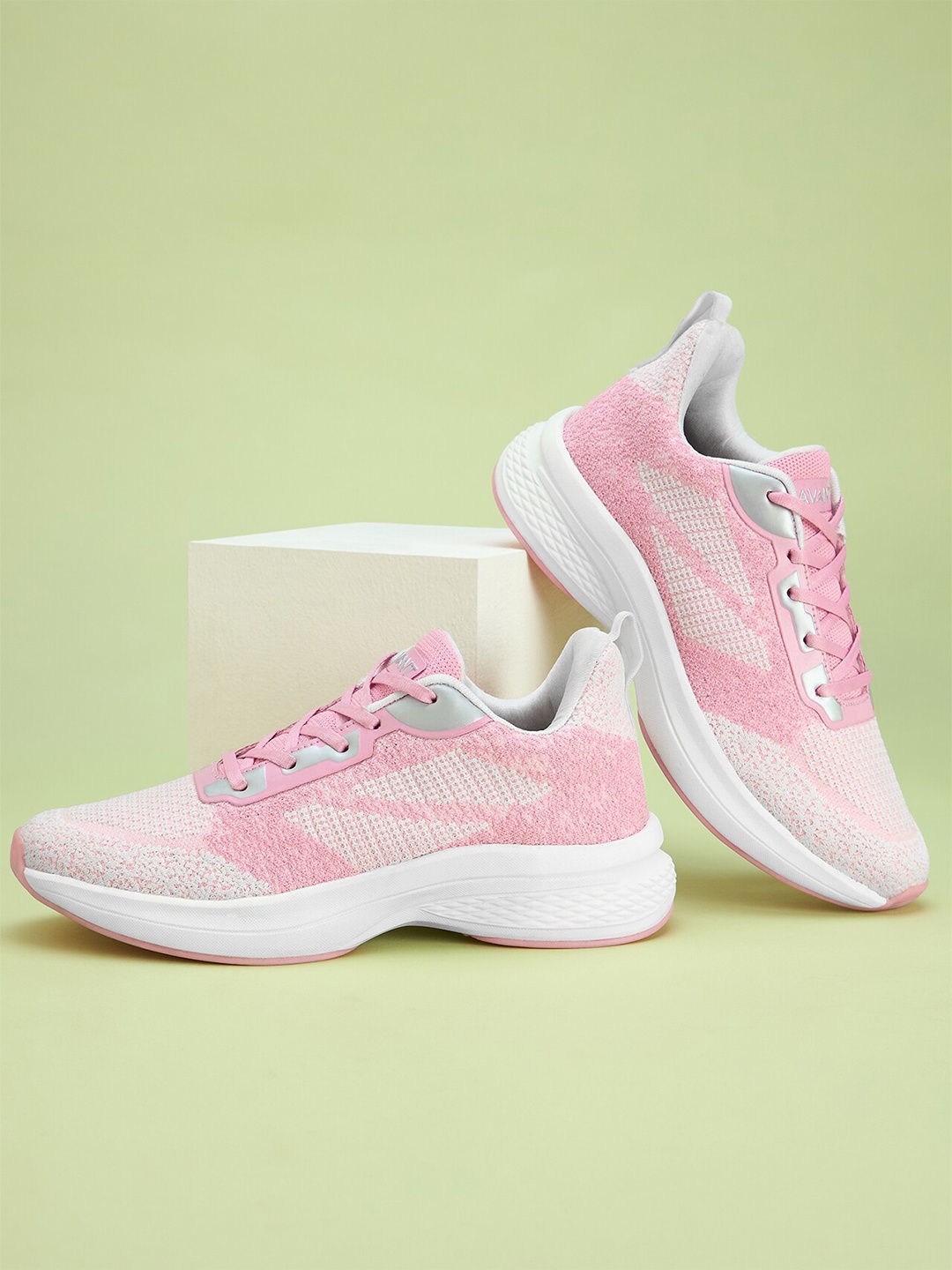 

AVANT Women MagiX Running Shoes, Pink