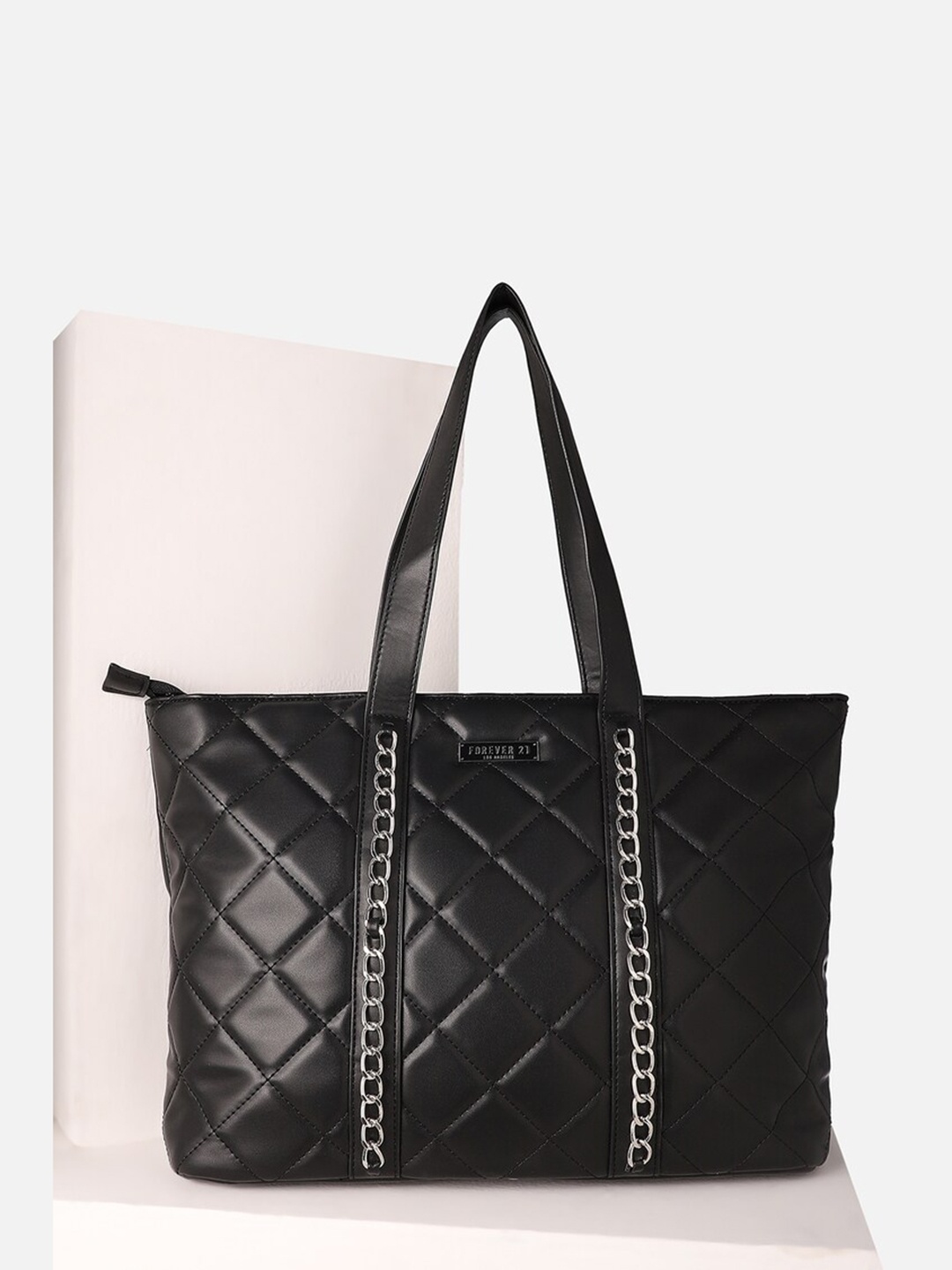 

FOREVER 21 Textured Shoulder Bag, Black