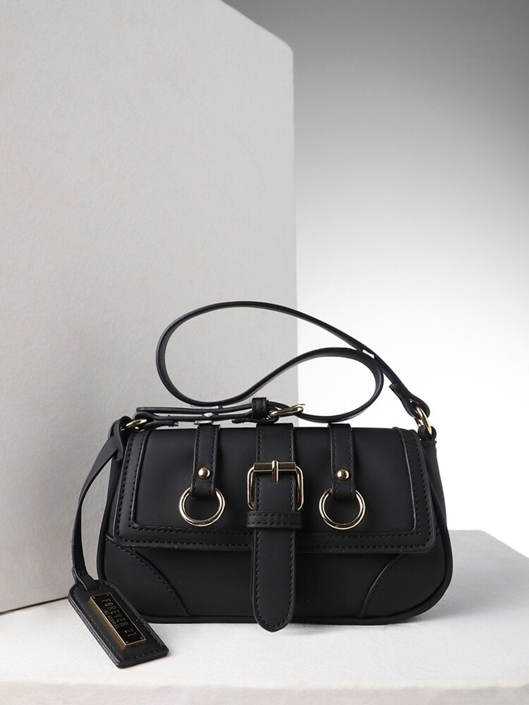 

FOREVER 21 Black Structured Handheld Bag