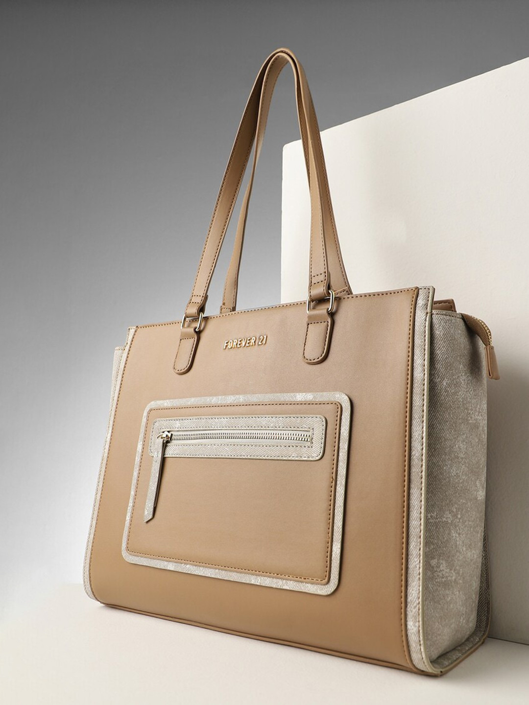 

FOREVER 21 Structured Handheld Bag, Brown