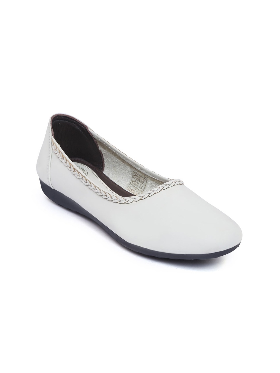 

Zoom Shoes Women Textured Lightweight Comfort Insole Leather Slip-On Sneakers, White