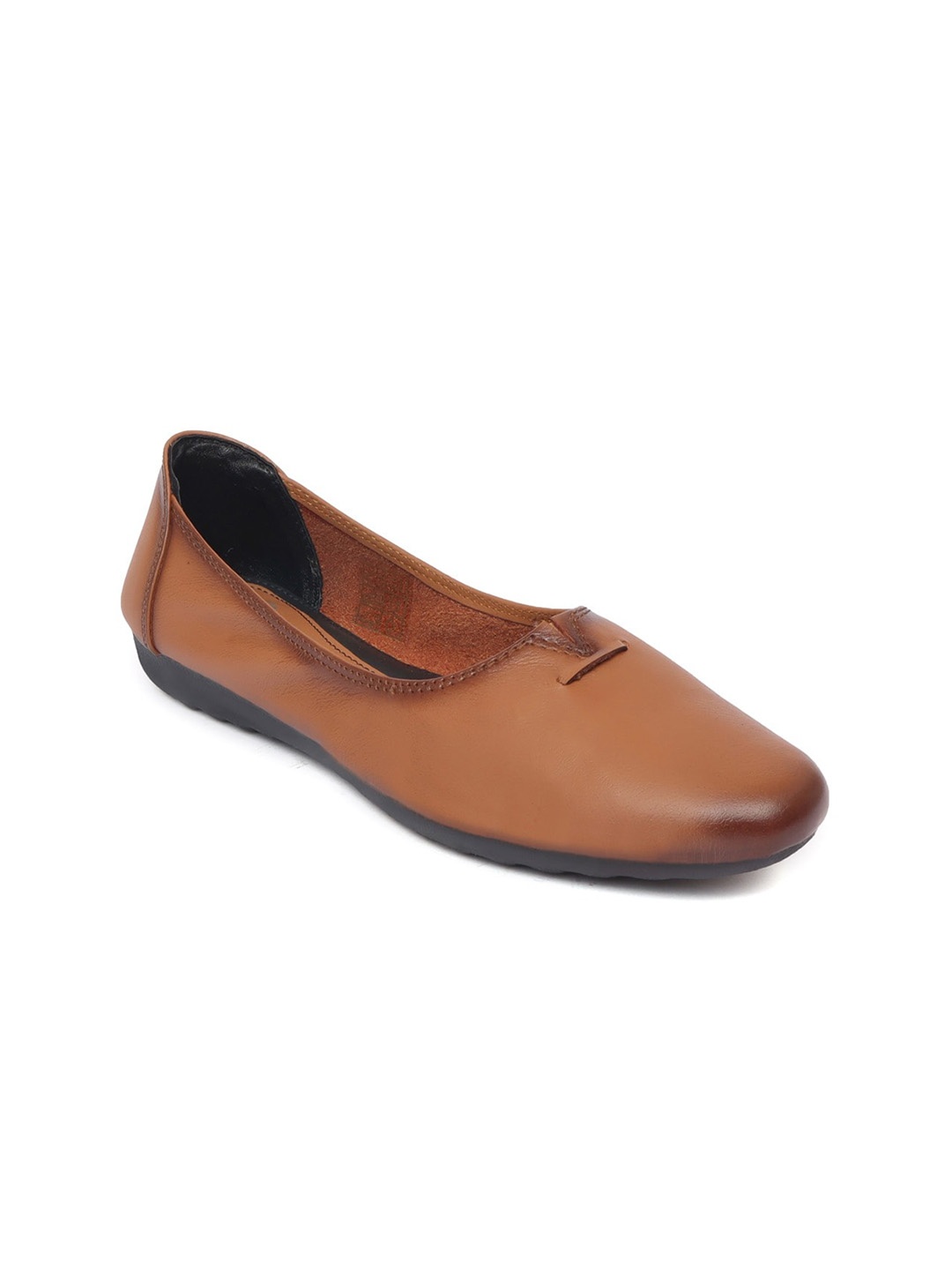 

Zoom Shoes Women Textured Lightweight Comfort Insole Leather Slip-On Sneakers, Tan