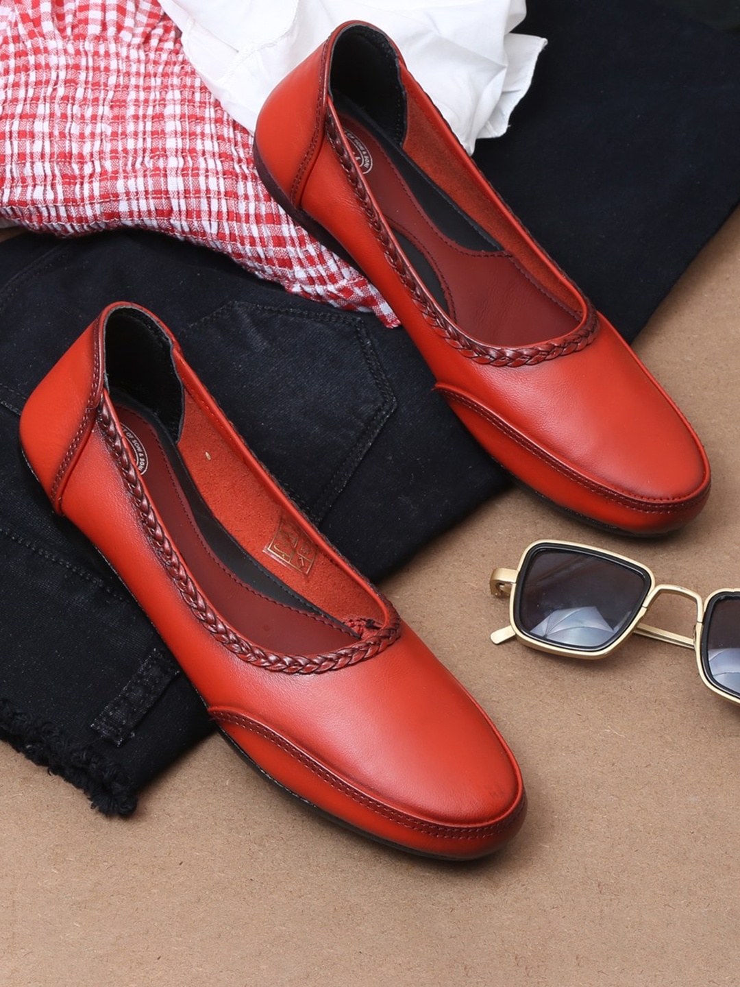 

Zoom Shoes Women Lightweight Comfort Insole Leather Slip-On Sneakers, Red