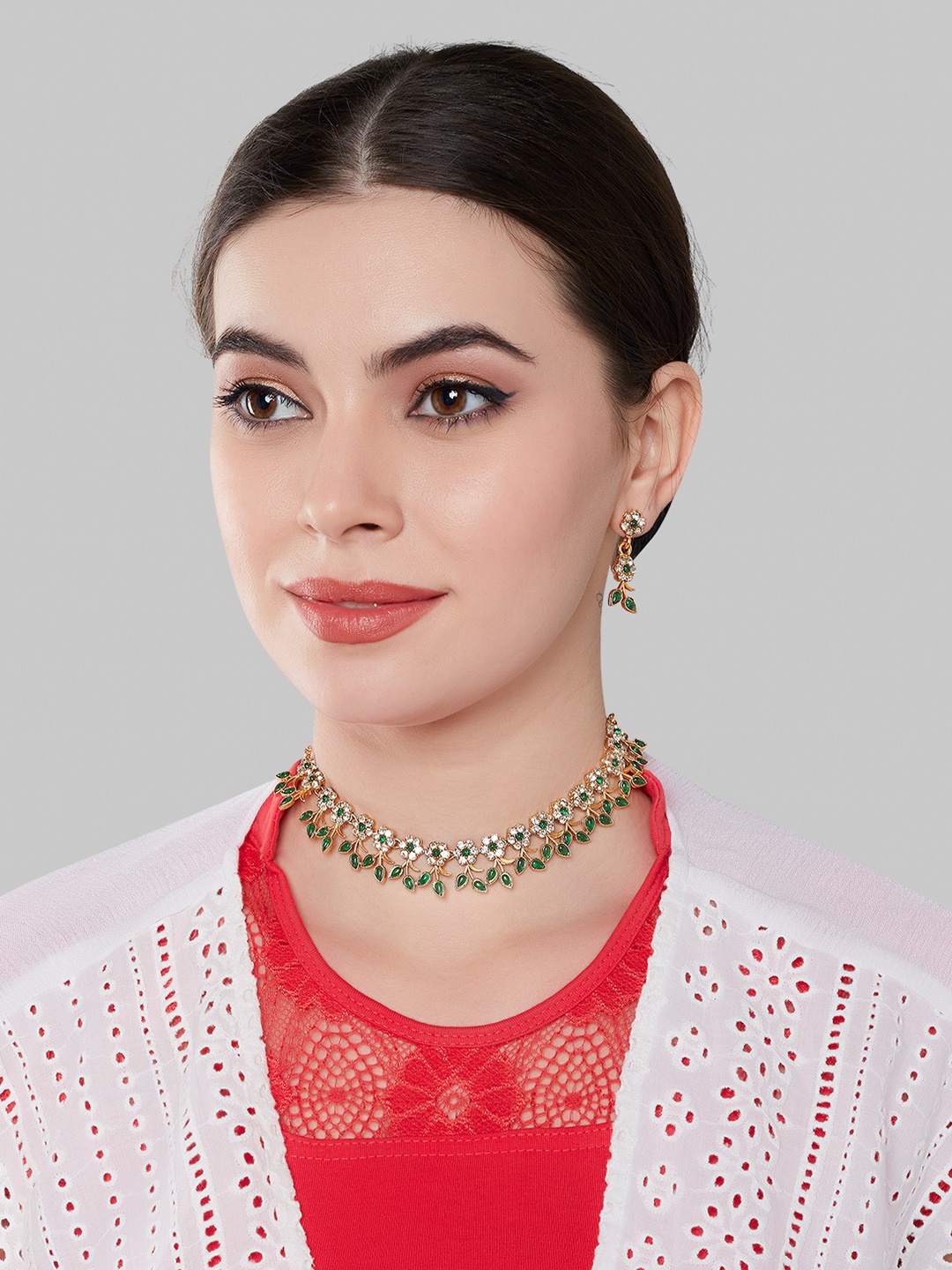 

Grlie Floral Design Artificial Stones Studded Choker Necklace With Earrings, Green