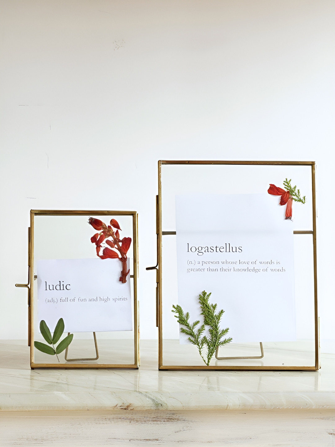 

BEHOMA Gold-Toned & White 2 Pieces Metal Table Photo Frames