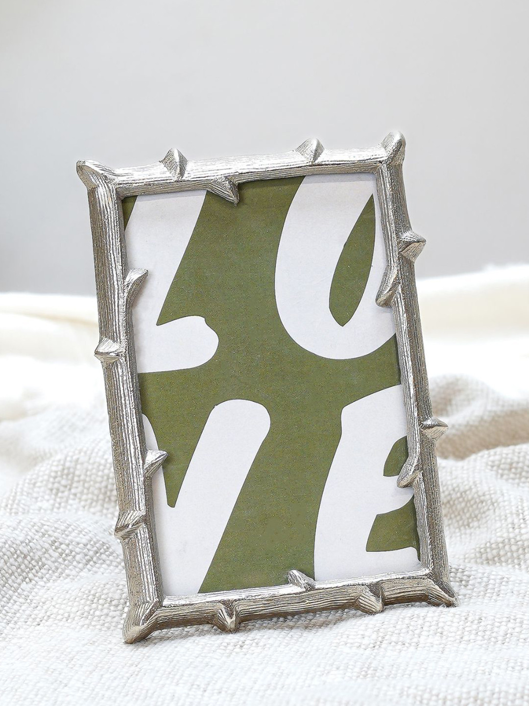 

BEHOMA Silver-Toned Branch Shaped Table-Top 4x6 Photo Frame