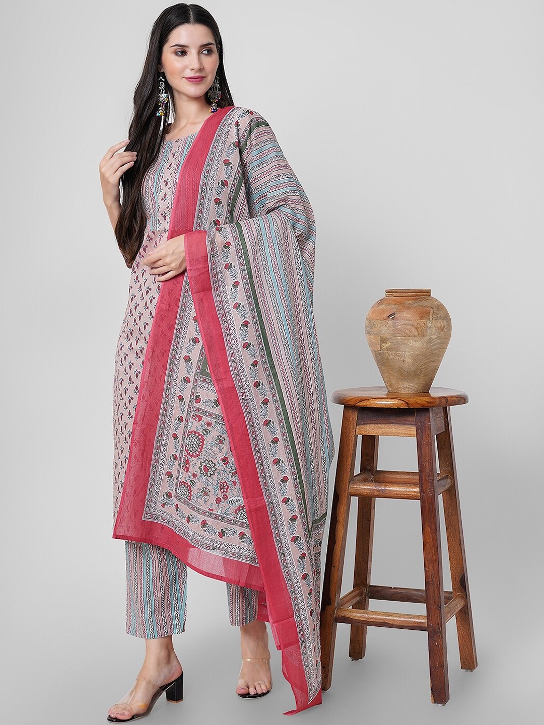 

JANAKDULARI CREATION Floral Printed Pure Cotton Kurta with Palazzos & Dupatta, Brown