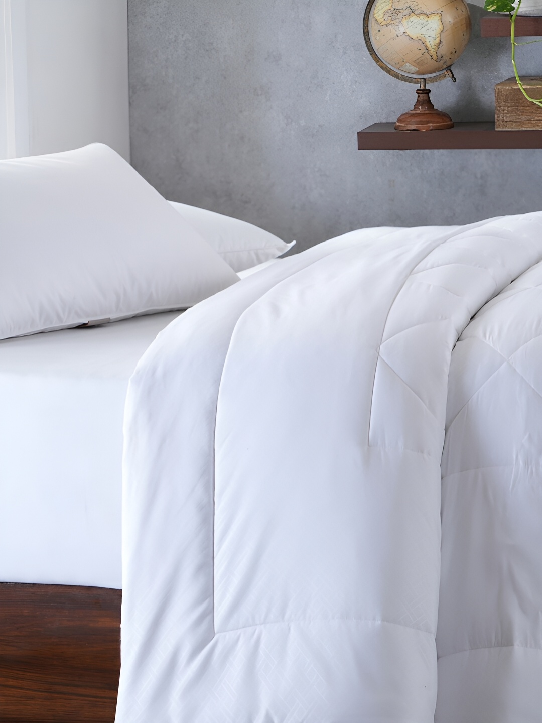 

MASPAR White 110GSM King Duvet